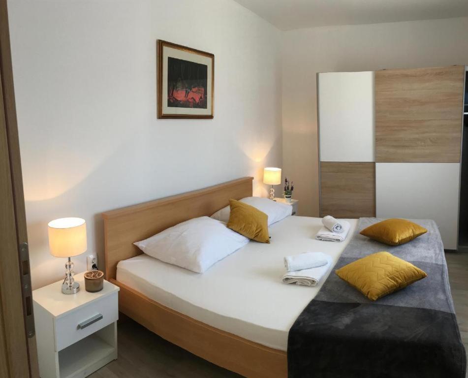 Luxury Apartment Cairos Trogir Ngoại thất bức ảnh