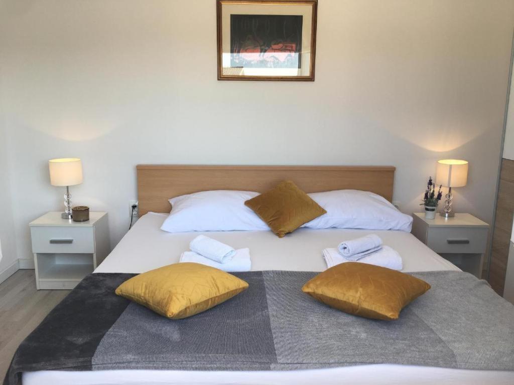 Luxury Apartment Cairos Trogir Ngoại thất bức ảnh